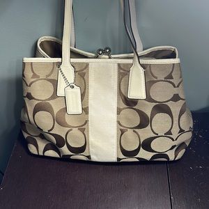Coach Classic Brown print/ cream handbag.